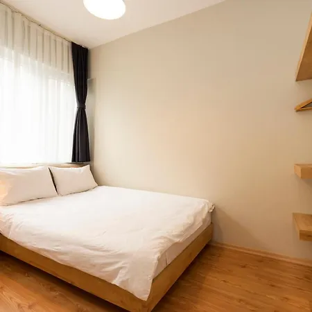شقة Renovated 2 Bedroom In Cihangir, Taksim اسطنبول