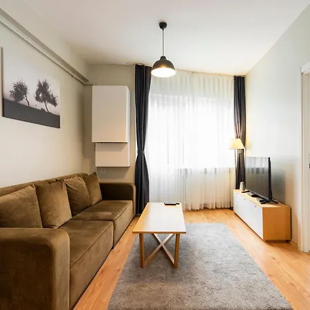 شقة Renovated 2 Bedroom In Cihangir, Taksim
