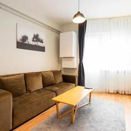 Renovated 2 Bedroom In Cihangir, Taksim *