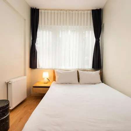 Apartamento Renovated 2 Bedroom In Cihangir, Taksim Estambul